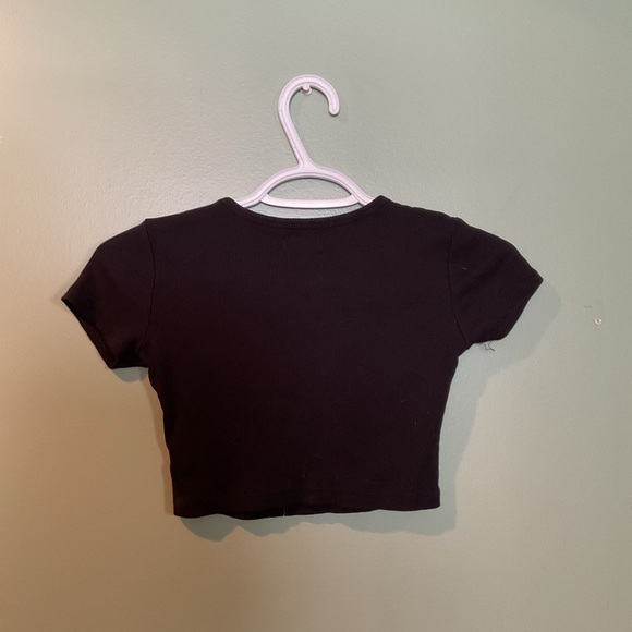Basic Ribbed Cropped Tee - Picture 2 of 2